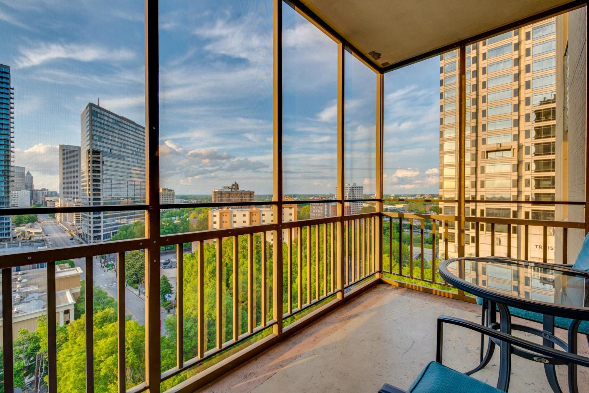 Downtown Atlanta Condo Walk To Arenas And Venues エクステリア 写真